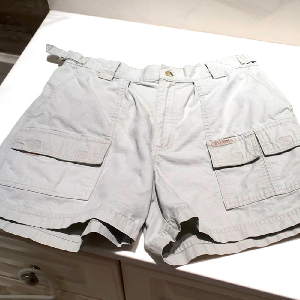 Columbia khaki hiking shorts adjustable waist Womens sz 6